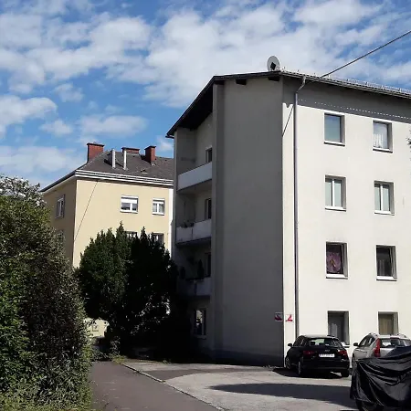 Traumapartment Poestlingberg, Reservierter Parkplatz, 4 Schlafzimmer Linz Exterior photo