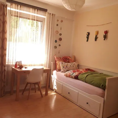 Traumapartment Poestlingberg, Reservierter Parkplatz, 4 Schlafzimmer Linz Exterior photo