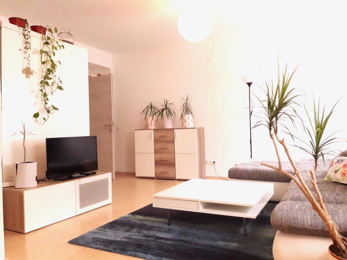 Traumapartment Poestlingberg, Reservierter Parkplatz, 4 Schlafzimmer Linz