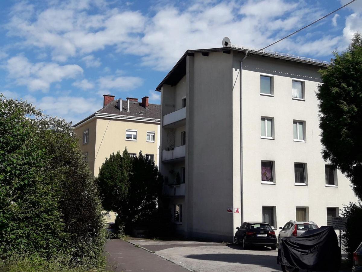 Traumapartment Poestlingberg, Reservierter Parkplatz, 4 Schlafzimmer *