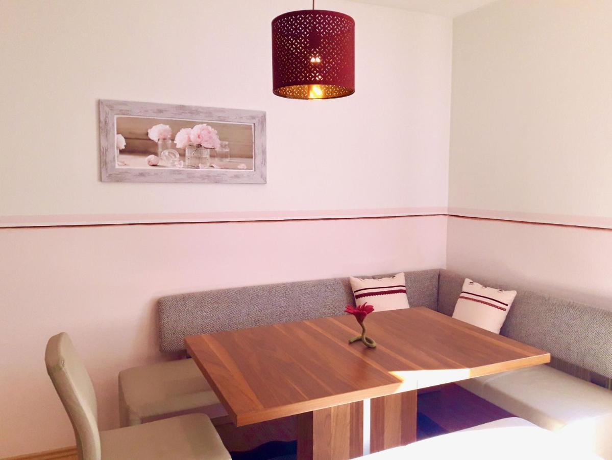 Traumapartment Poestlingberg, Reservierter Parkplatz, 4 Schlafzimmer